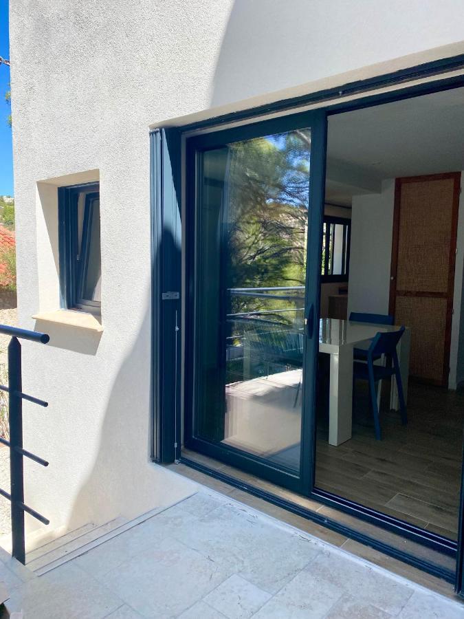 Appartement Au Calme, Calanque Des Figuieres Ансюе-ла-Редонн Екстер'єр фото