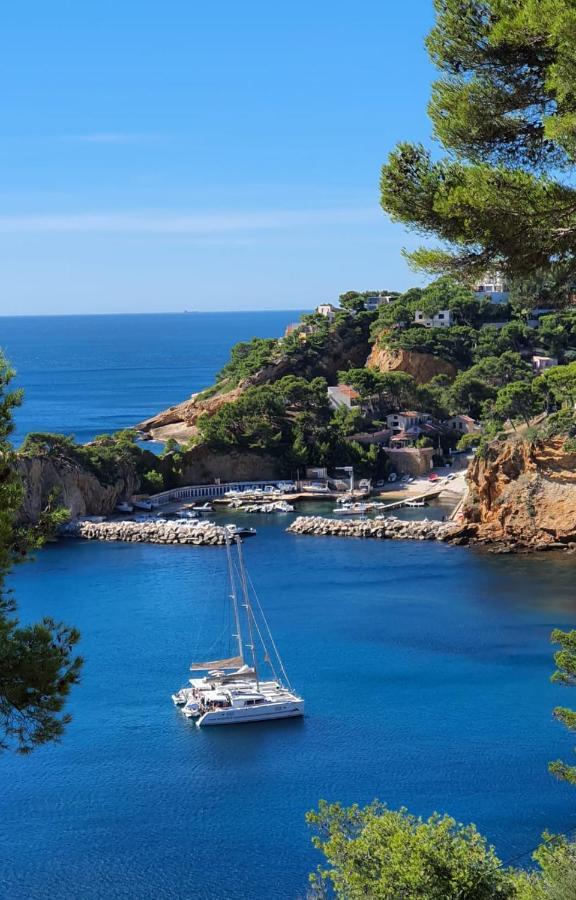 Appartement Au Calme, Calanque Des Figuieres Ансюе-ла-Редонн Екстер'єр фото