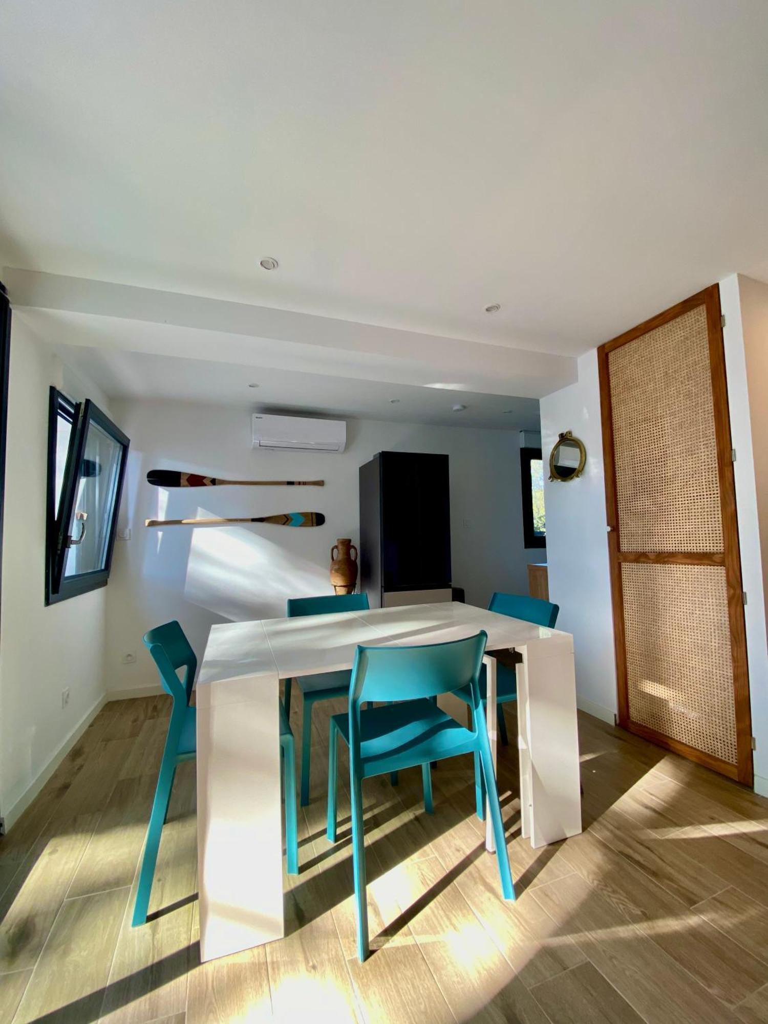 Appartement Au Calme, Calanque Des Figuieres Ансюе-ла-Редонн Екстер'єр фото